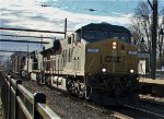 CSX 770 leads Q410